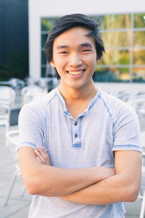 Dom Lau
